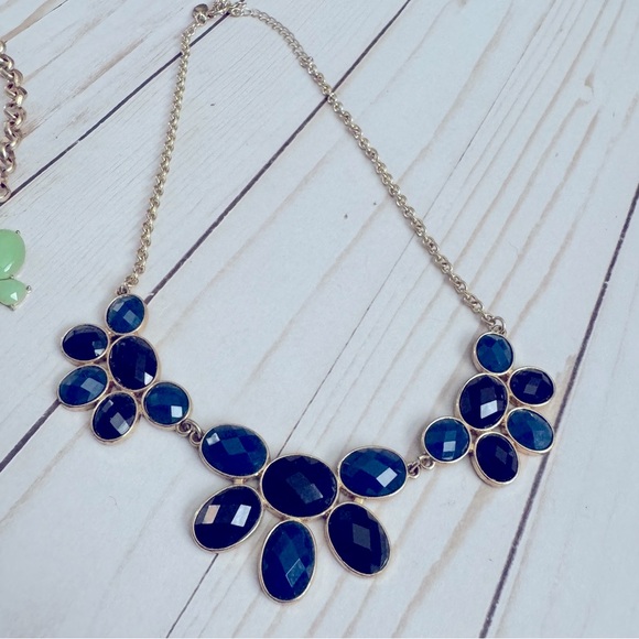 Necklaces - Picture 3 of 4